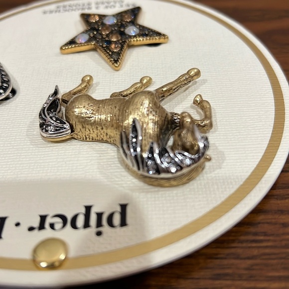 Piper K | Equestrian/Boho Motif Brooch Set - Picture 4 of 12